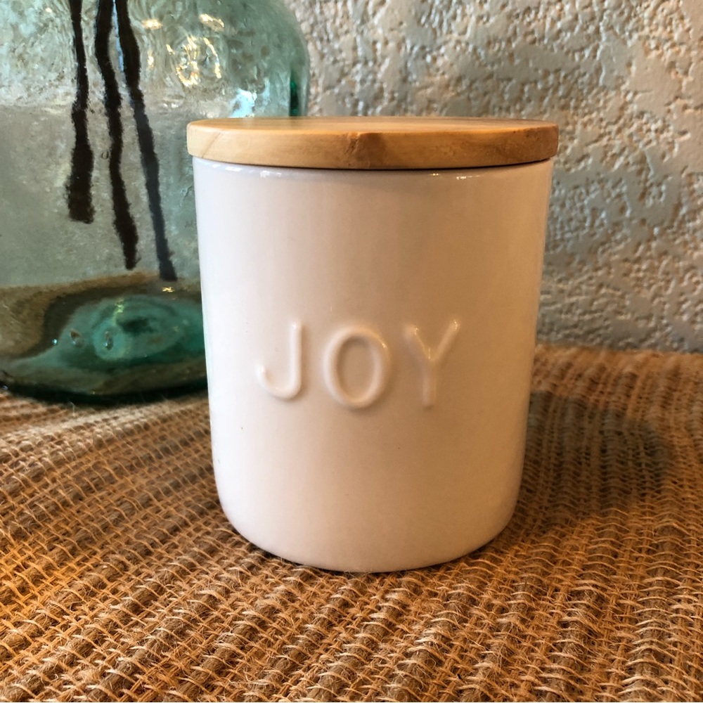 St. Nicholas Square “Happy Hollydays” JOY Candle
